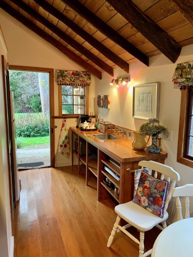Mill Cottage - boutique accommodation&garden Akaroa Extérieur photo